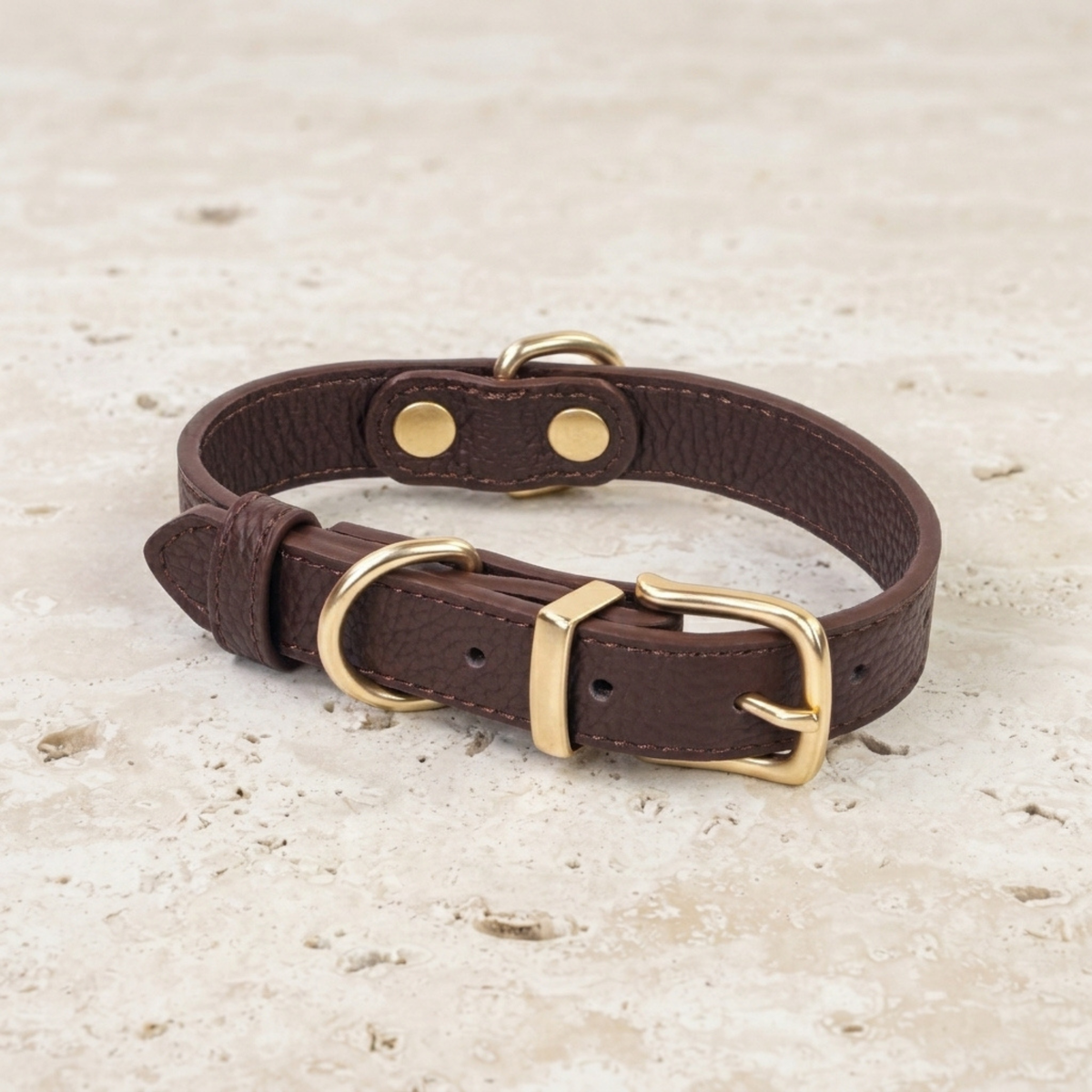 Chestnut leather dog collar with matte gold hardware